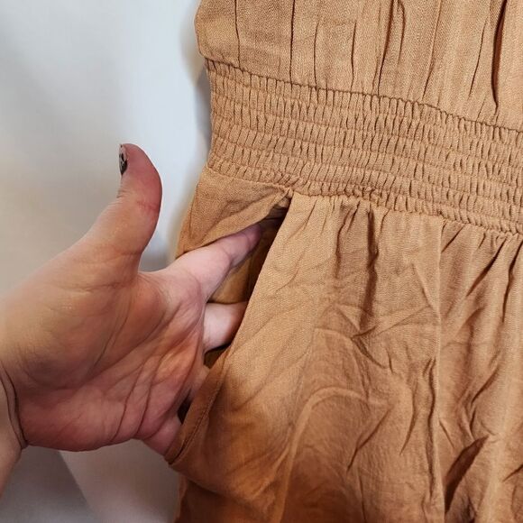 4X 26W Torrid Brown Smocked Waist Romper Rayon Slub Stretch Pocket Nuetral Relax - Picture 3 of 9